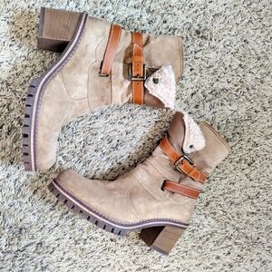 Manas Suede Ankle Boot Brown Sherpa Lined Side Zip Strappy Winter Sz 10